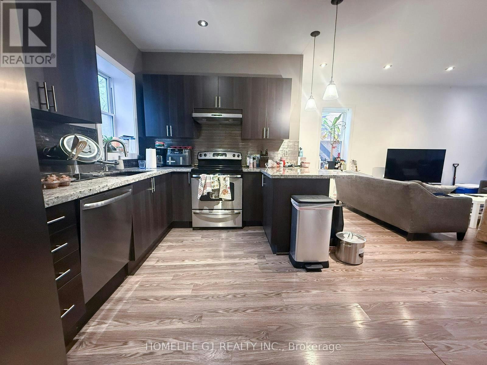 286 Hunter Street W, Hamilton, ON, L8P 1S3 - 7