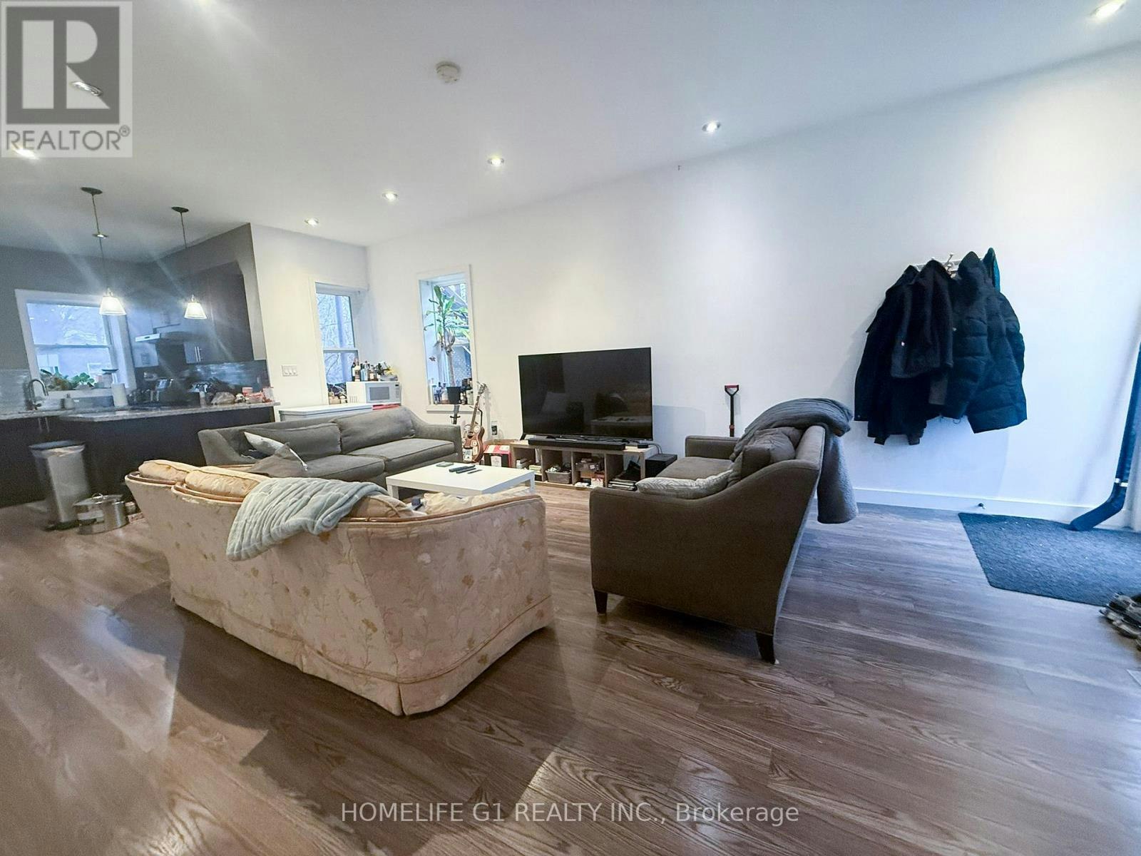 286 Hunter Street W, Hamilton, ON, L8P 1S3 - 3