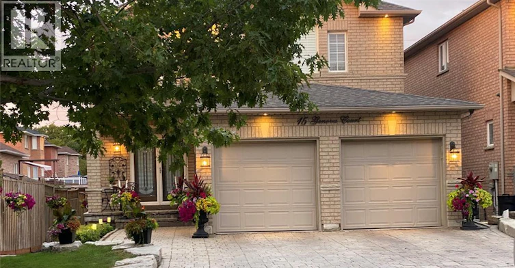 15 Genova Court, Vaughan, ON, L4H 1G3