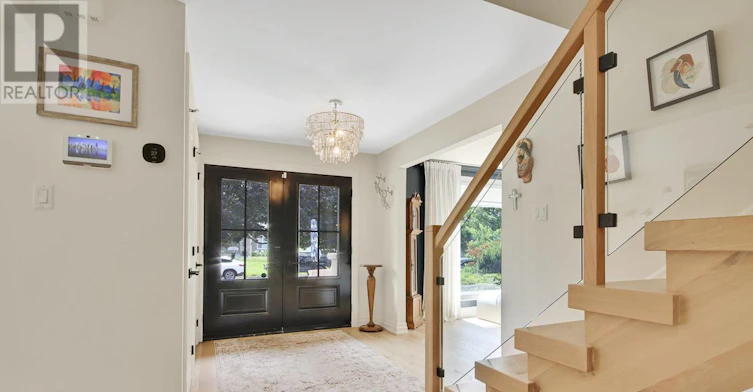 895 Dresden Crescent, Ottawa, ON, K2B 5H8 - 8