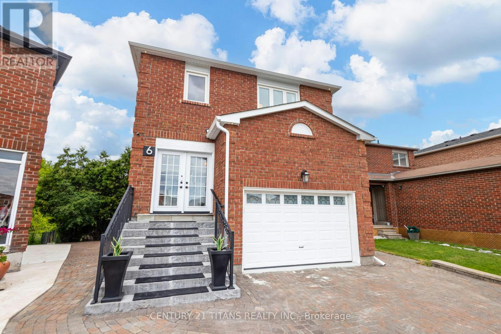 6 Blossom Court, Vaughan, ON, L4L 6S9