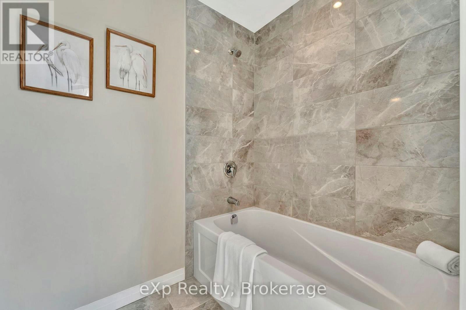 106 J Gaffney Drive O, Perth East, ON, N5A 0K9 - 27