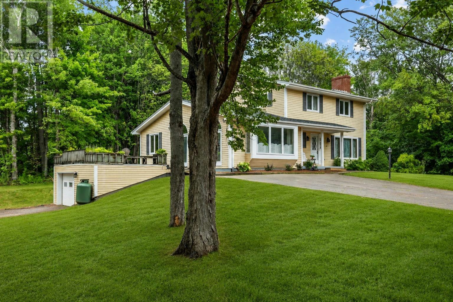 45 Bonavista Avenue, Stratford, PE, C1B 1L3