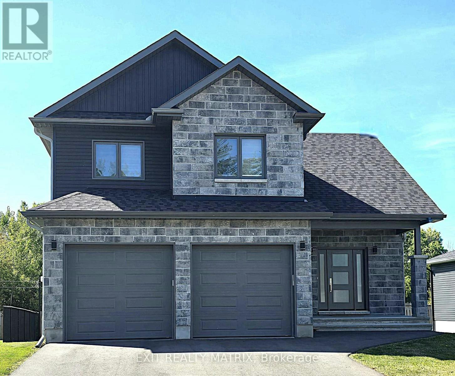 10 Glenco Road, South Stormont, ON, K0C 2A0