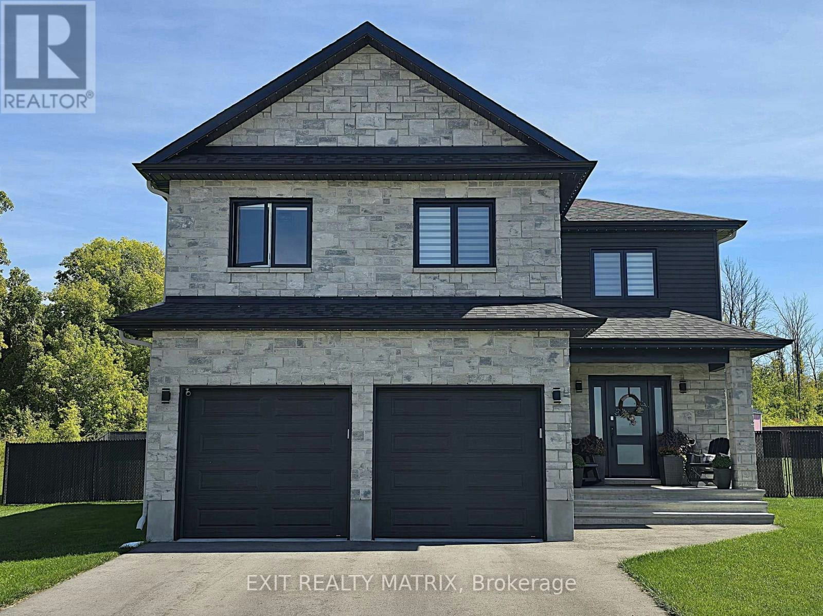 18 Glenco Road, South Stormont, ON, K0C 2A0
