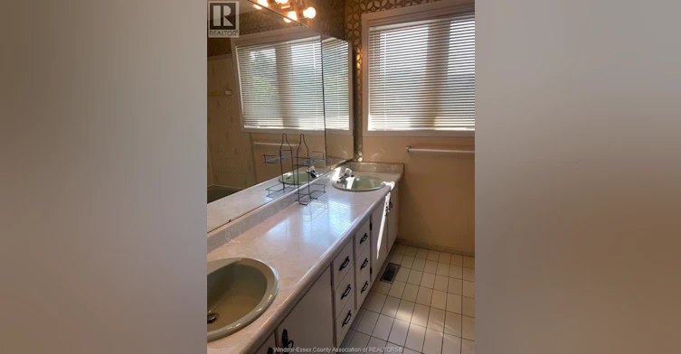 2383 Parkwood, Windsor, ON, N8W 2K3 - 11