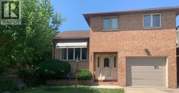 2383 Parkwood, Windsor, ON, N8W 2K3