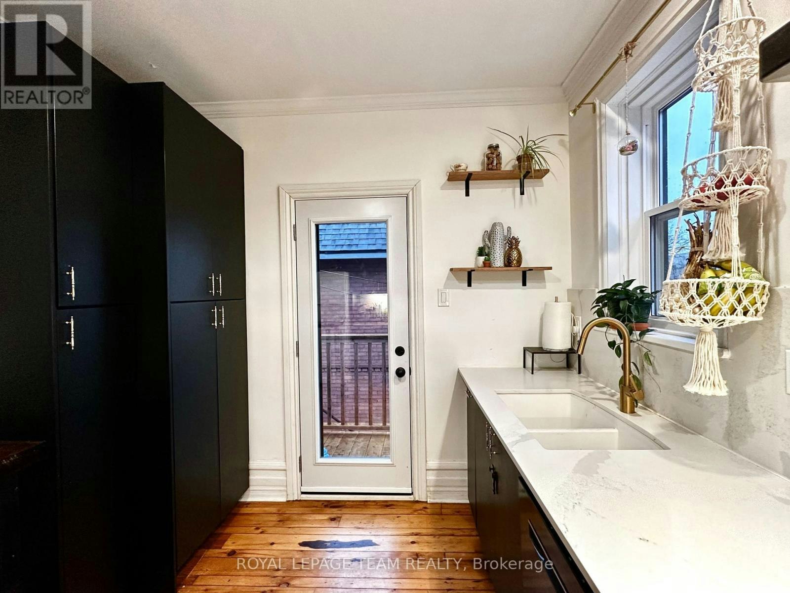 2-620 Cooper Street, Ottawa, ON, K1R 5J2 - 7