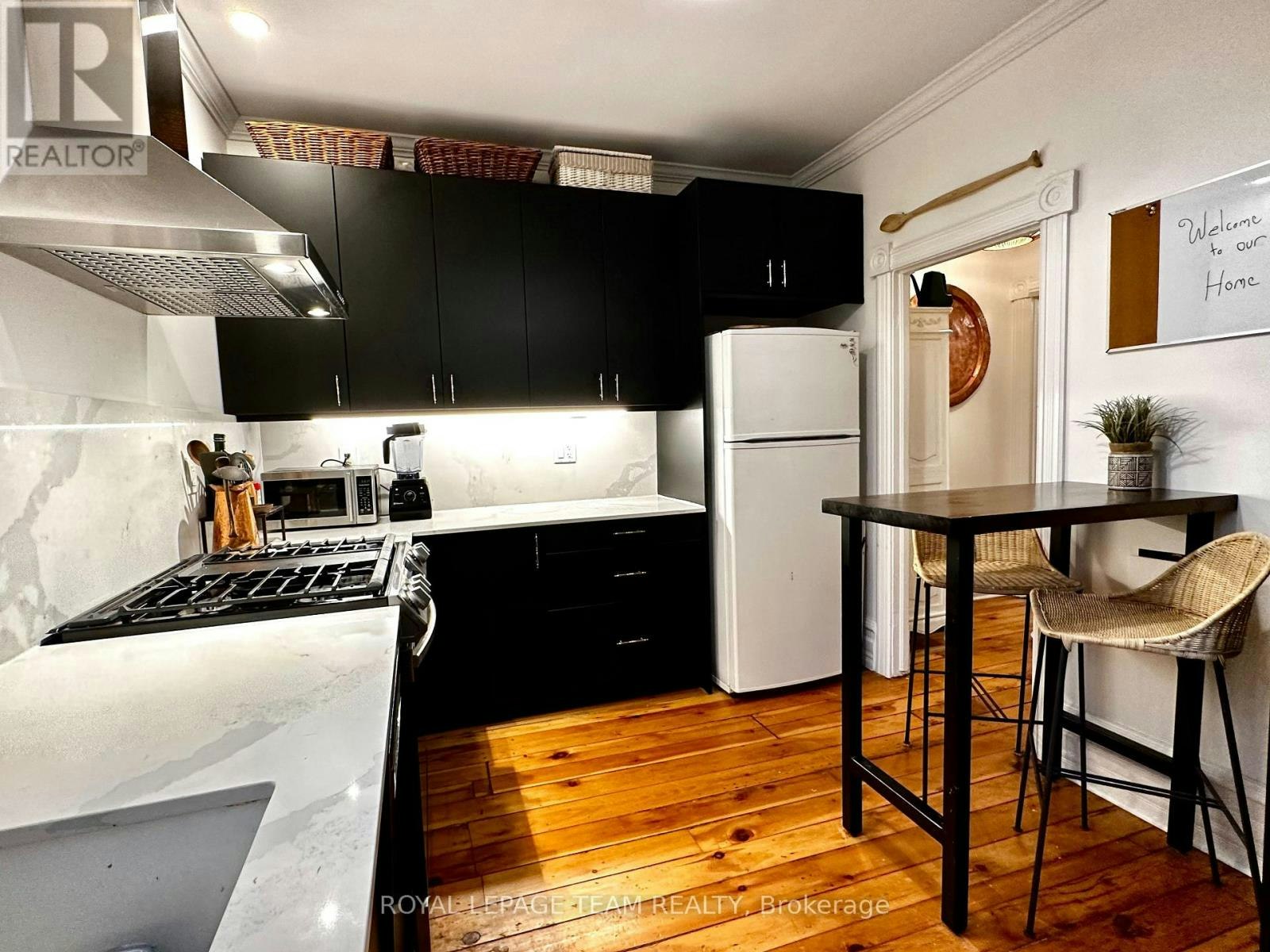 2-620 Cooper Street, Ottawa, ON, K1R 5J2 - 6