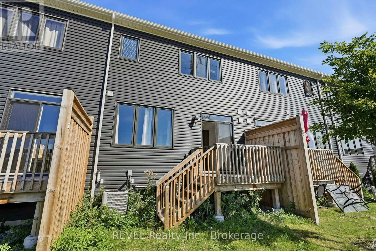 15-15 - 15 Peach Street, Thorold, ON, L2V 0P5 - 33