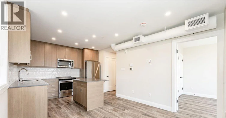 103-72 Erb Street E, Waterloo, ON, N2J 1L8 - 7