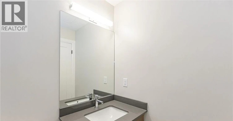 103-72 Erb Street E, Waterloo, ON, N2J 1L8 - 11