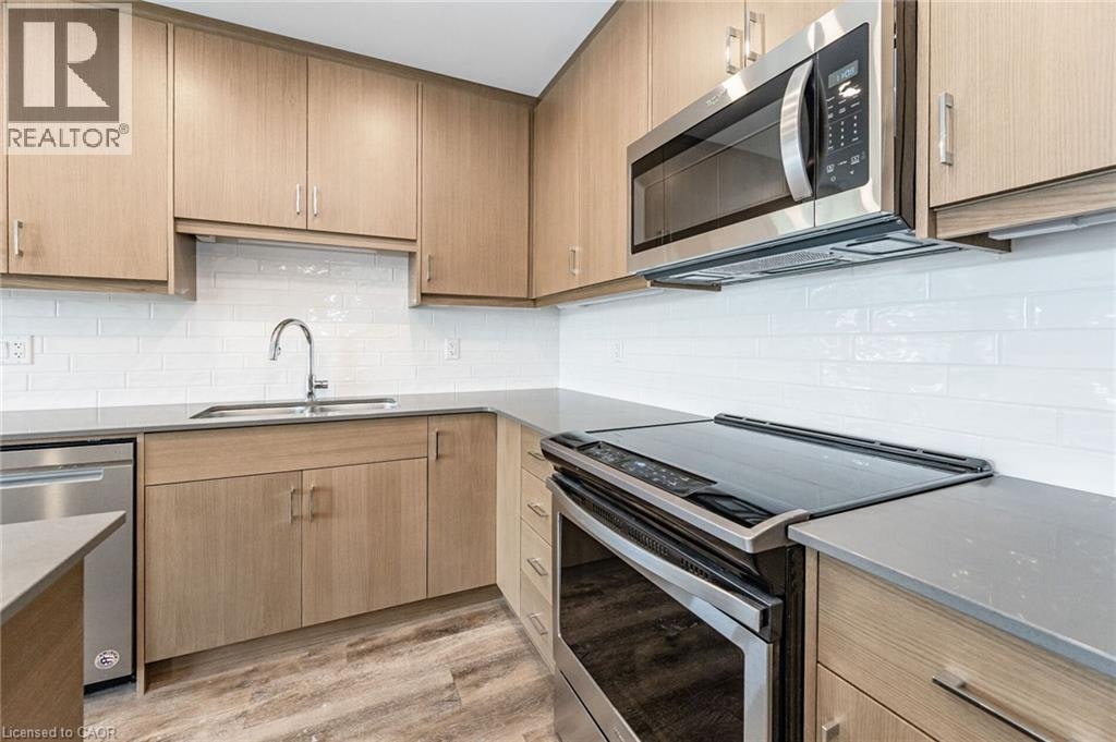 103-72 Erb Street E, Waterloo, ON, N2J 1L8 - 4