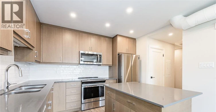 103-72 Erb Street E, Waterloo, ON, N2J 1L8 - 3