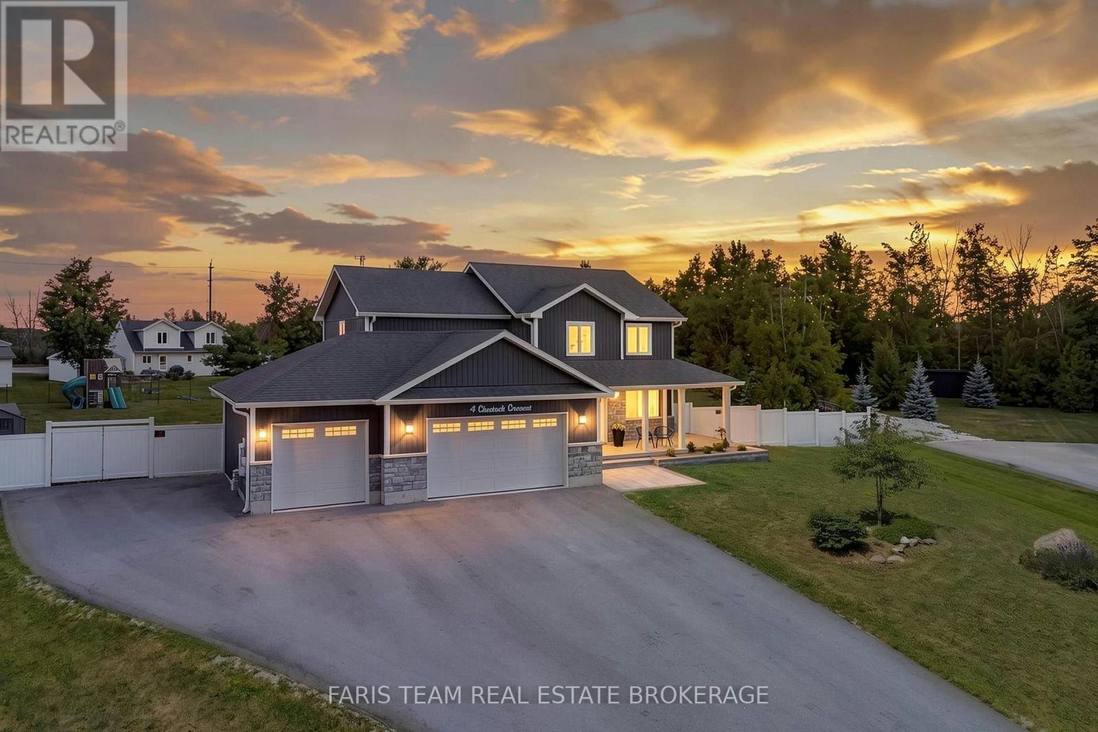 4 Cheslock Crescent, Oro-Medonte, ON, L3V 8N8