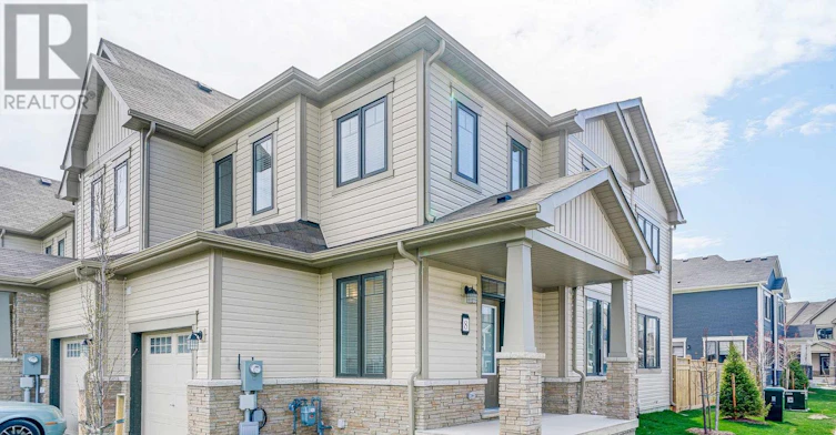 8-7789 Kalar Road, Niagara Falls, ON, L2H 2Y6 - 2