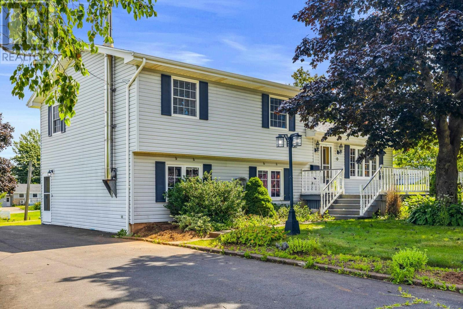 6 Millbrook Drive, Stratford, PE, C1B 1X8