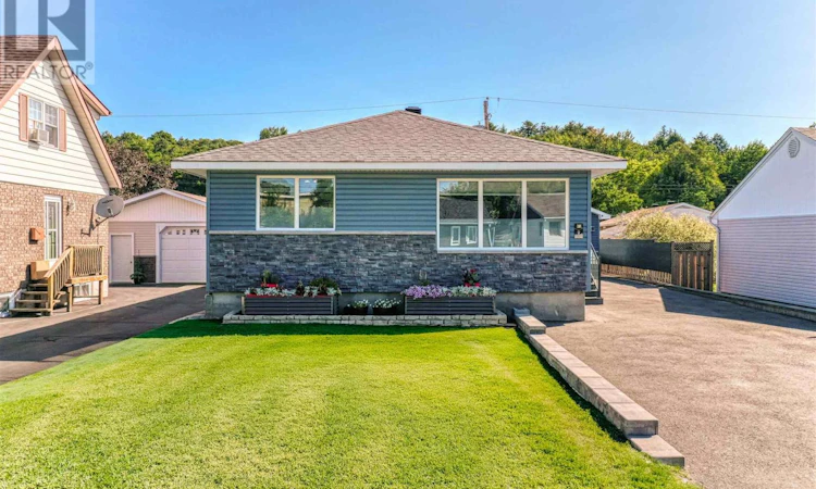 9 Stevens Road