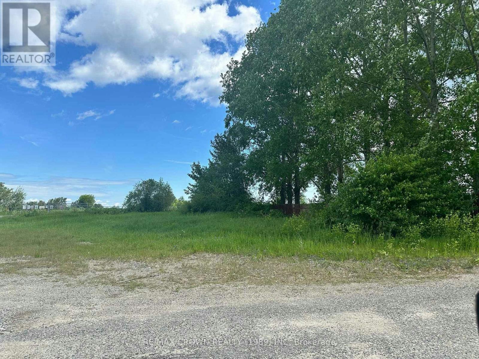 96 Second Avenue, Smooth Rock Falls, ON, P0L 2B0