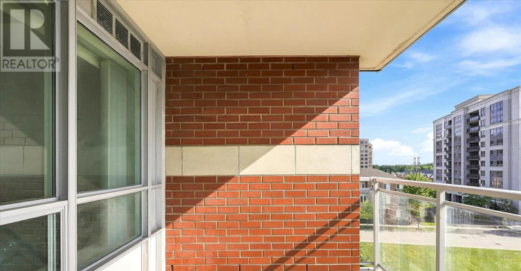607-48 Suncrest Boulevard, Markham, ON, L3T 7Y5 - 26