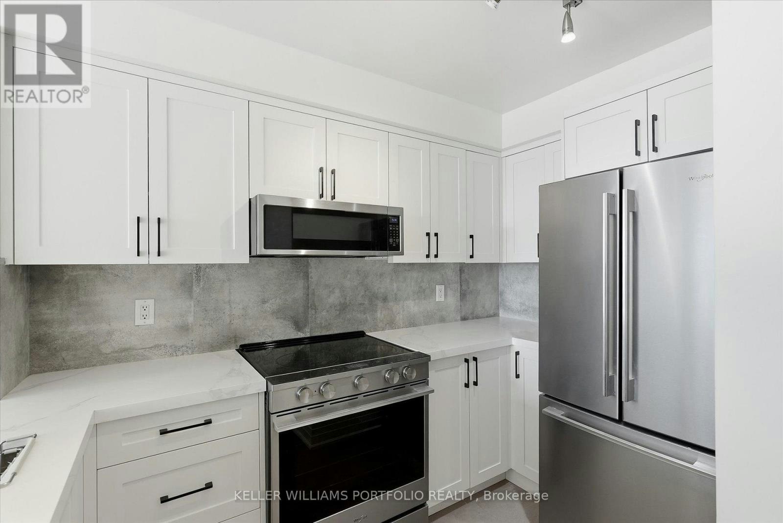 607-48 Suncrest Boulevard, Markham, ON, L3T 7Y5 - 10