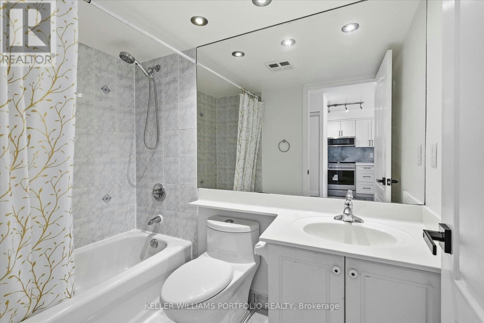 607-48 Suncrest Boulevard, Markham, ON, L3T 7Y5 - 24