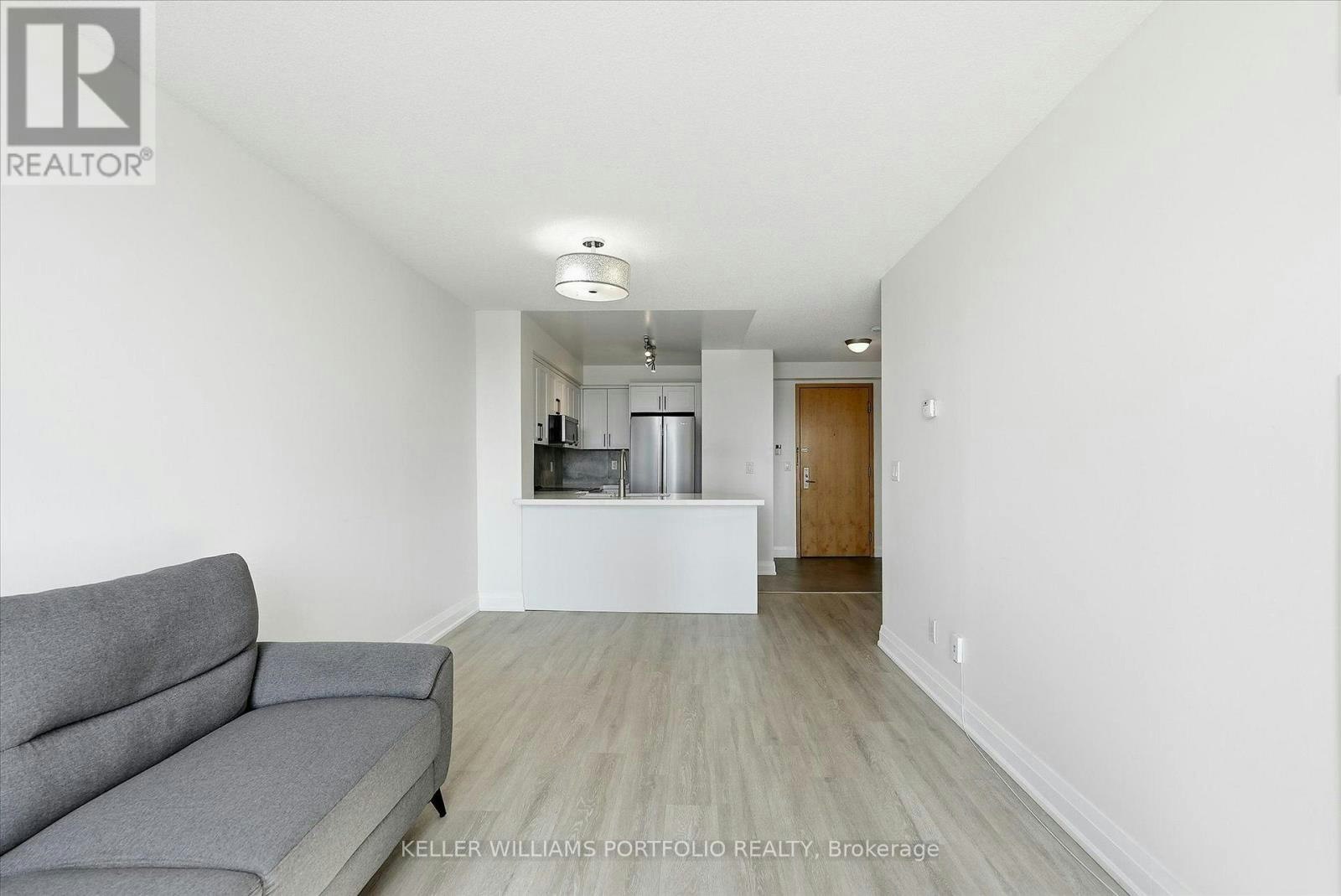 607-48 Suncrest Boulevard, Markham, ON, L3T 7Y5 - 18