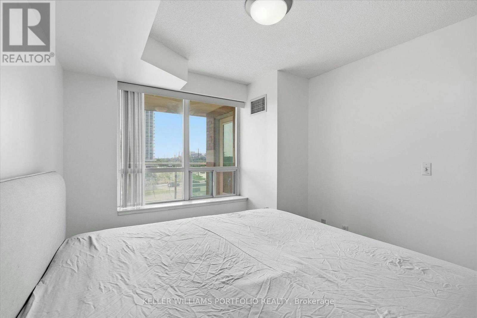 607-48 Suncrest Boulevard, Markham, ON, L3T 7Y5 - 21