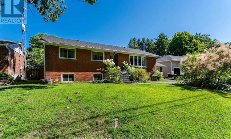 63 Lorne Avenue