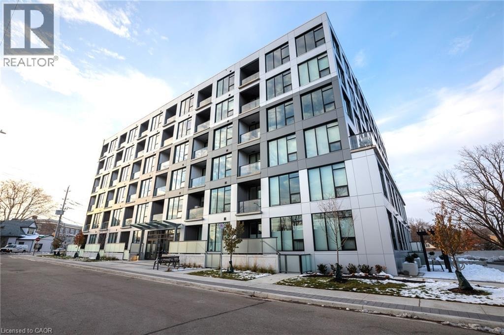 516-690 King Street W, Kitchener, ON, N2G 0B9 - 2