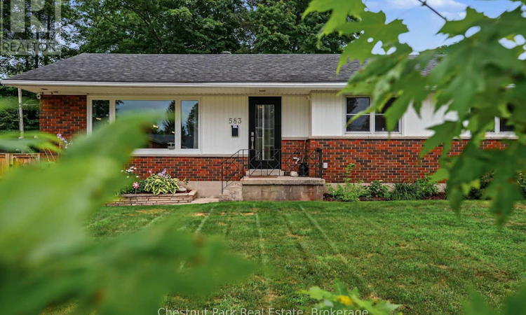 583 6th Street W