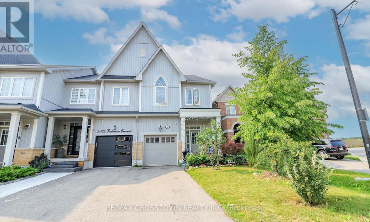6-172 Parkinson Crescent