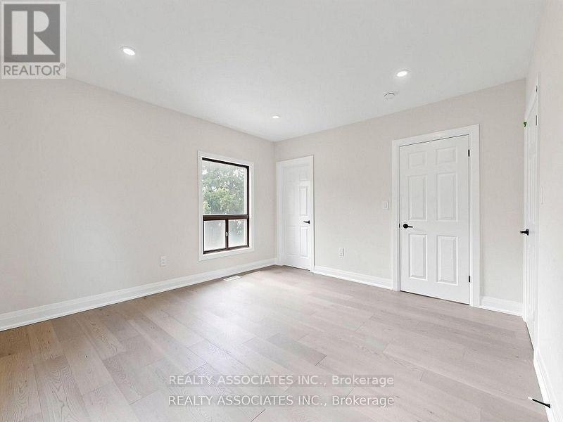 6058 Culp Street, Niagara Falls, ON, L2G 2B7 - 24