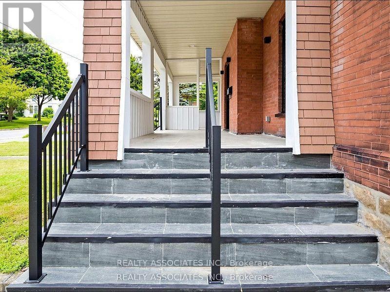 6058 Culp Street, Niagara Falls, ON, L2G 2B7 - 4