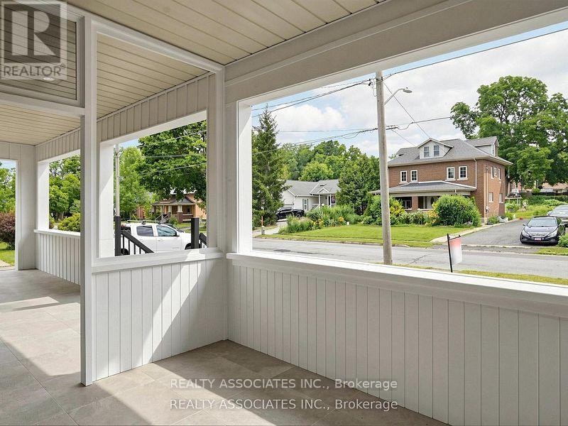 6058 Culp Street, Niagara Falls, ON, L2G 2B7 - 40