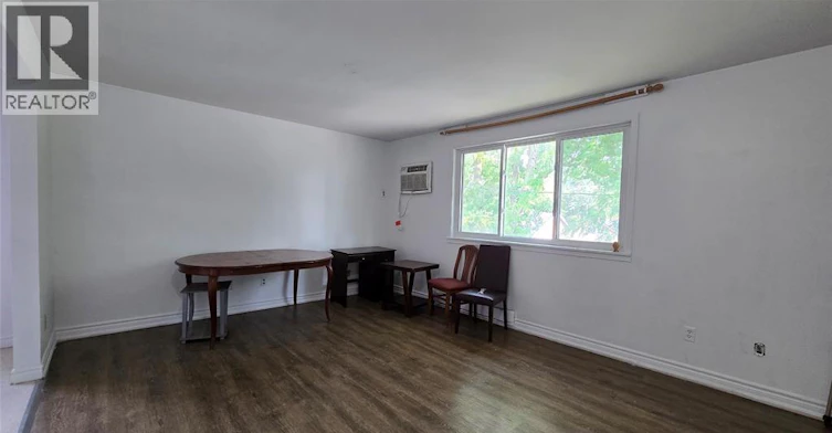5-3254 Millen Street, Windsor, ON, N9C 1S9 - 2