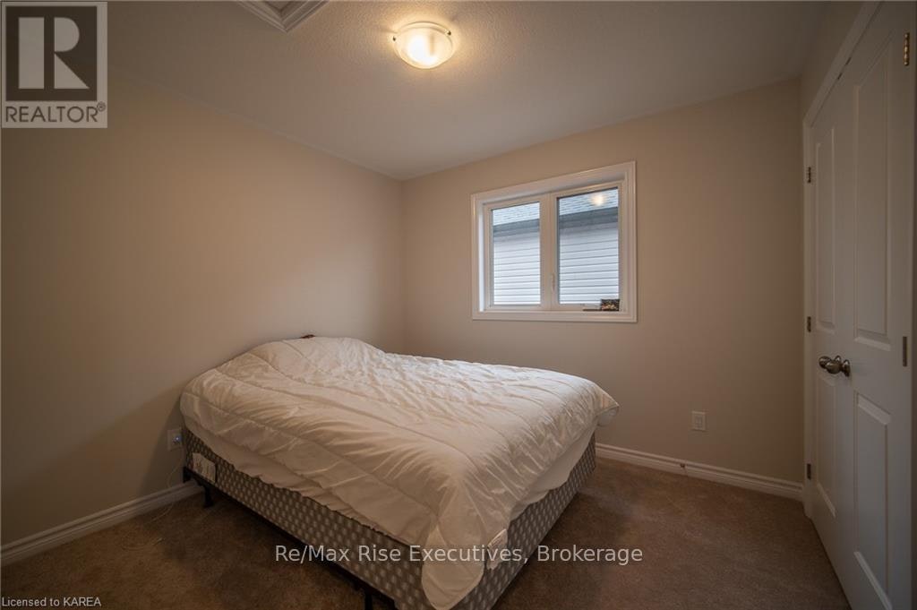 1673 Brookedayle Avenue, Kingston, ON, K7P 0T1 - 18