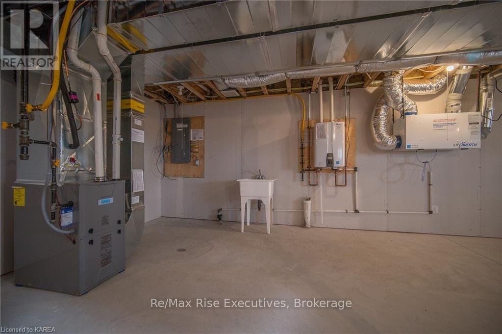 1673 Brookedayle Avenue, Kingston, ON, K7P 0T1 - 32