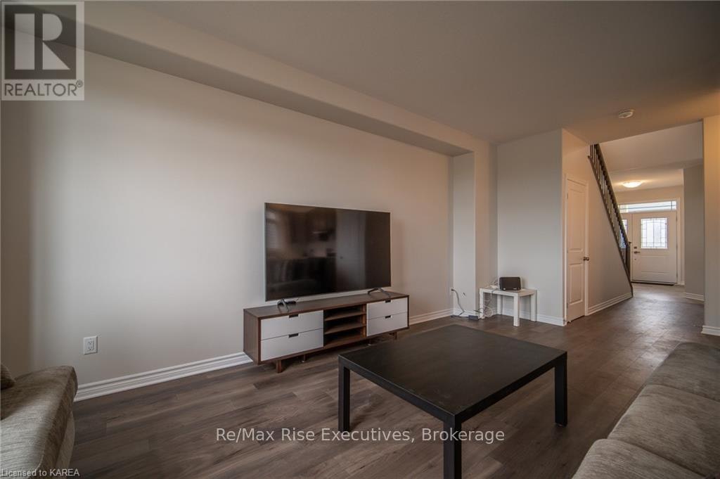 1673 Brookedayle Avenue, Kingston, ON, K7P 0T1 - 10