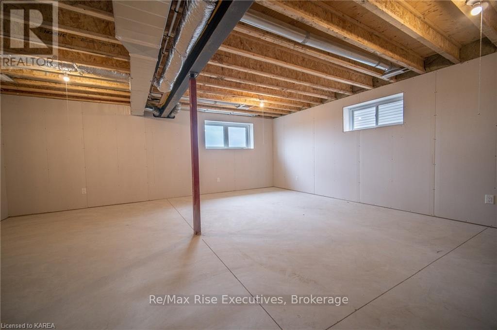 1673 Brookedayle Avenue, Kingston, ON, K7P 0T1 - 33