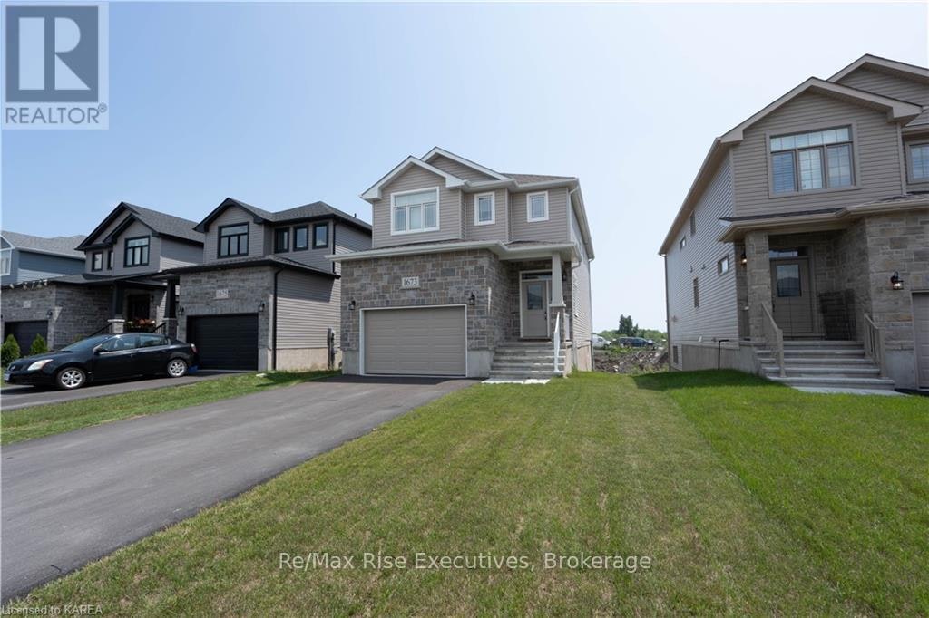 1673 Brookedayle Avenue, Kingston, ON, K7P 0T1 - 2