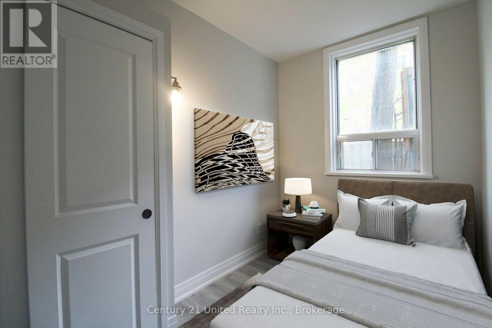 3-291 Stewart Street, Peterborough, ON, K9J 3N2 - 5