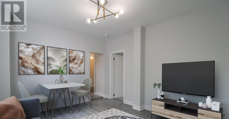 3-291 Stewart Street, Peterborough, ON, K9J 3N2 - 2