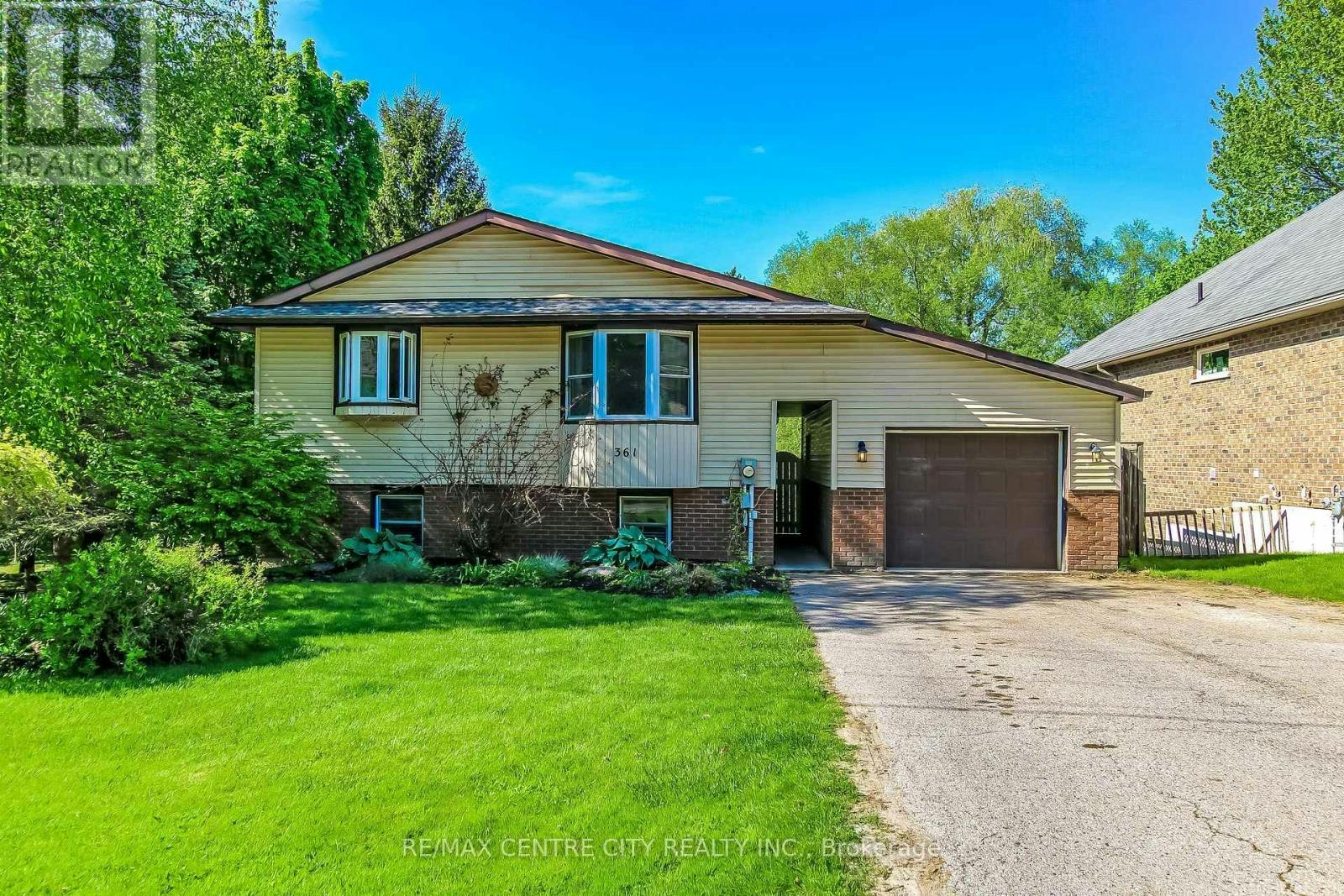 361 George Street, Port Stanley, ON, N5L 1G4