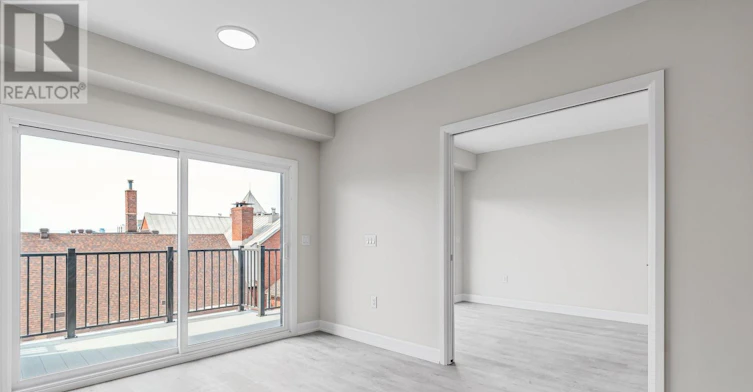 403-370 Cambridge Street N, Ottawa, ON, K1R 7B7 - 9