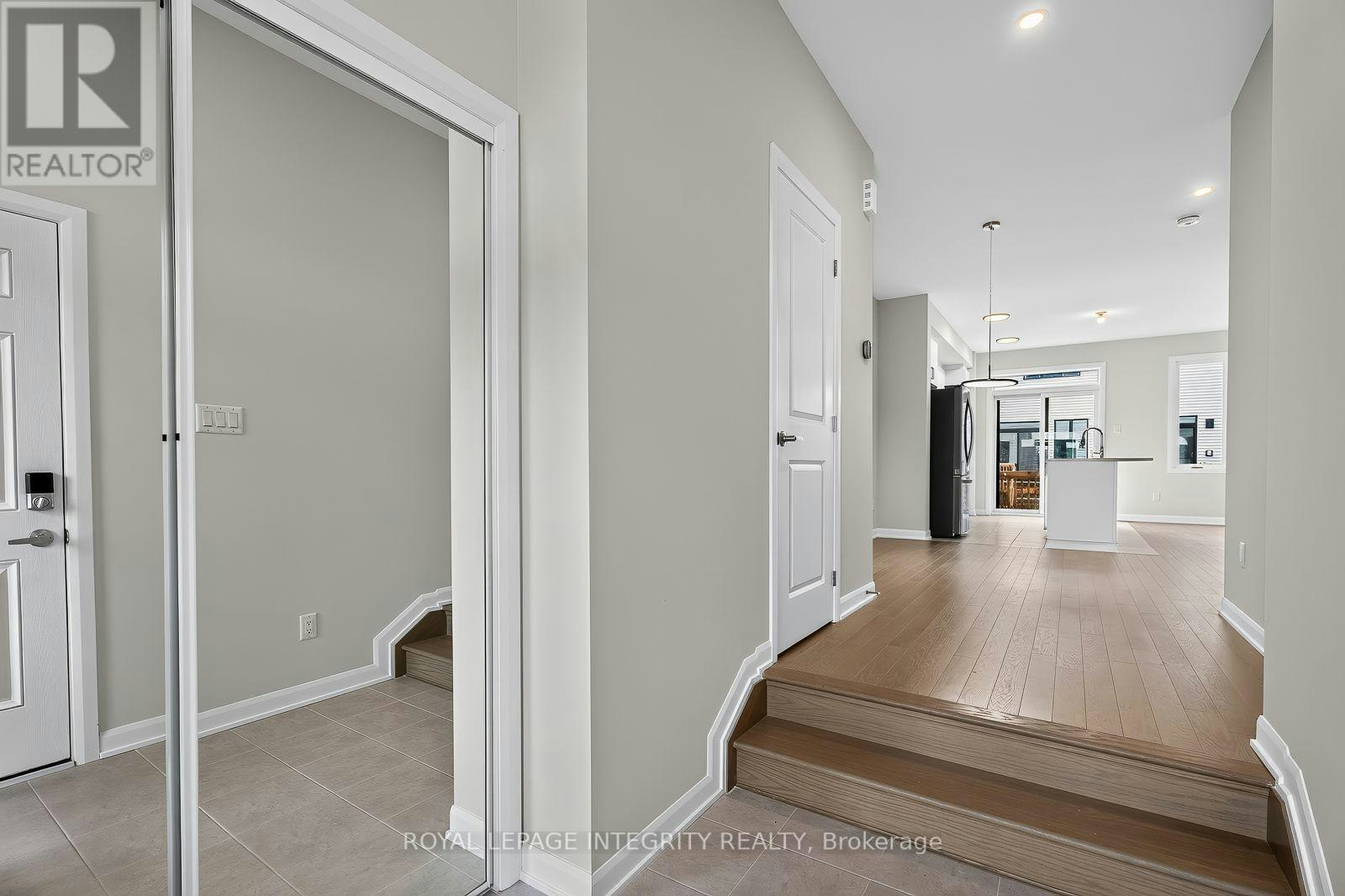 740 Tadpole Crescent, Ottawa, ON, K2J 7N1 - 4