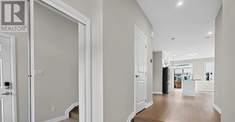 740 Tadpole Crescent, Ottawa, ON, K2J 7N1 - 4