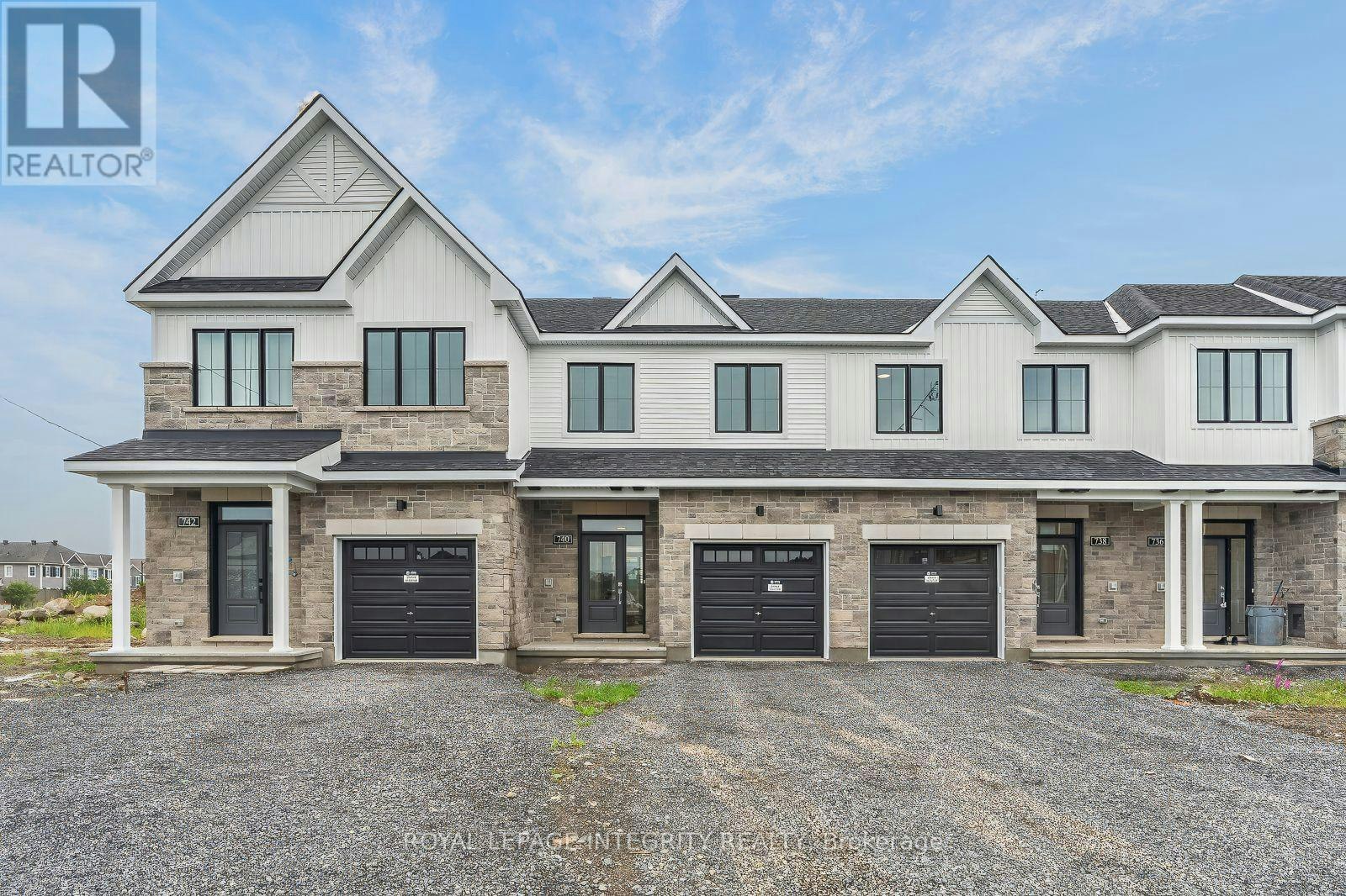 740 Tadpole Crescent, Ottawa, ON, K2J 7N1