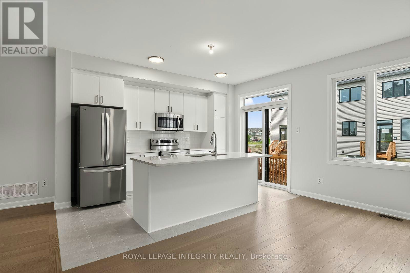 740 Tadpole Crescent, Ottawa, ON, K2J 7N1 - 9