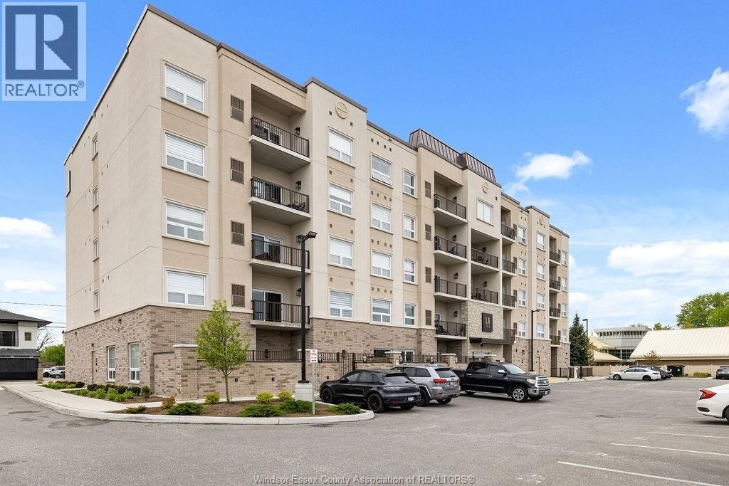 203-1740 Sprucewood, Lasalle, ON, N9J 0E6